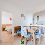 Apartament Baia Di Norsi *