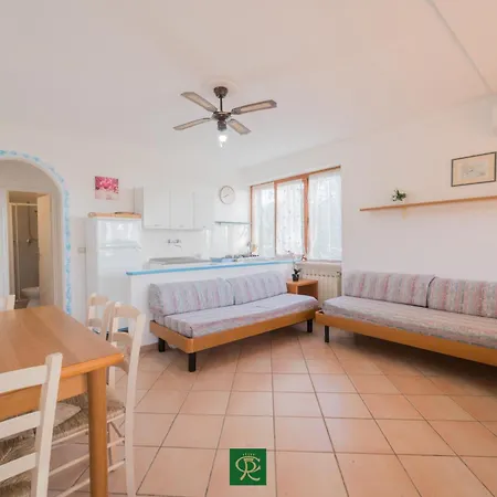 Baia Di Norsi Apartment *