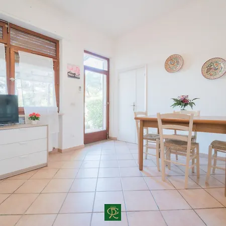 Baia Di Norsi Casa Buraccio