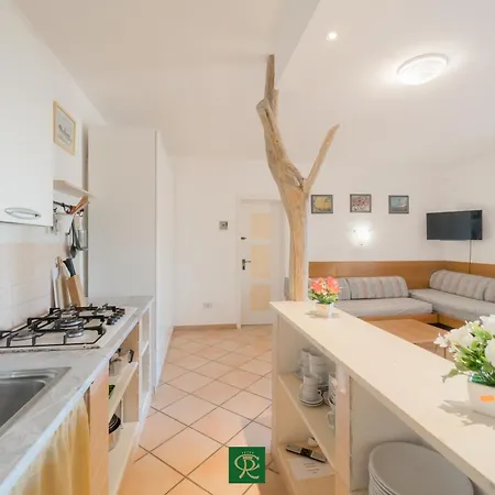 Baia Di Norsi Casa Buraccio