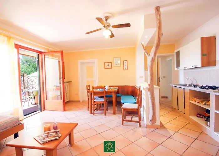 Baia Di Norsi * Casa Buraccio